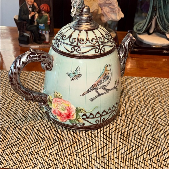 Fitz and Floyd Vintage Floral Teapot with Bird Design - Picture 5 of 14